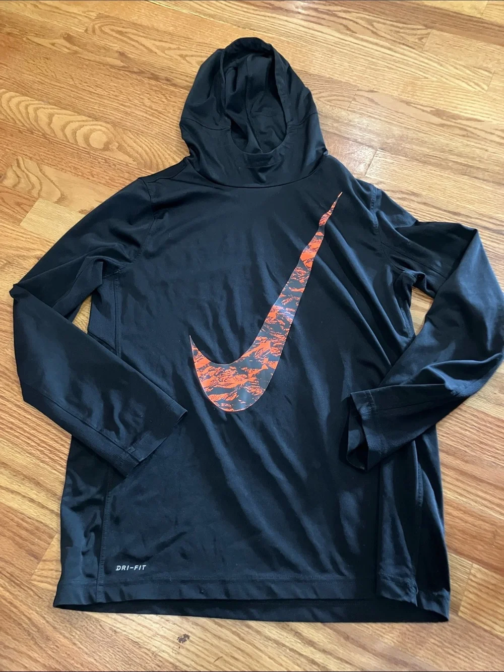 Nike Boys Black with Orange Patterned Swoosh Dri-Fit Hoodie Tee Sz XL(18) EUC